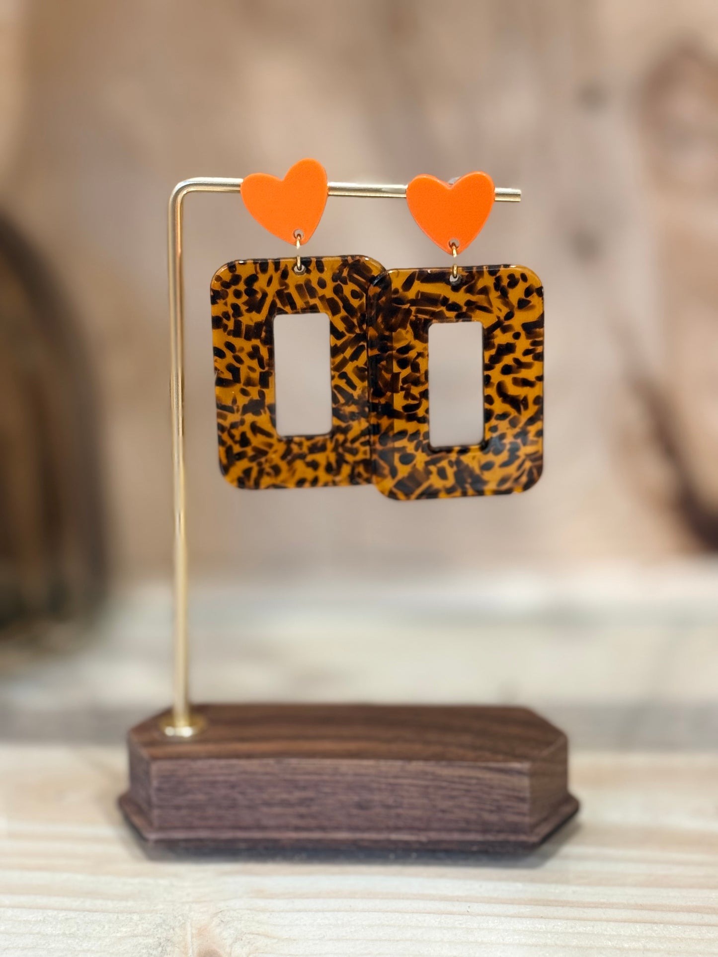 Boucles d’oreilles Linea géométriques en résine Terrazzo, bijou artisanal fait main