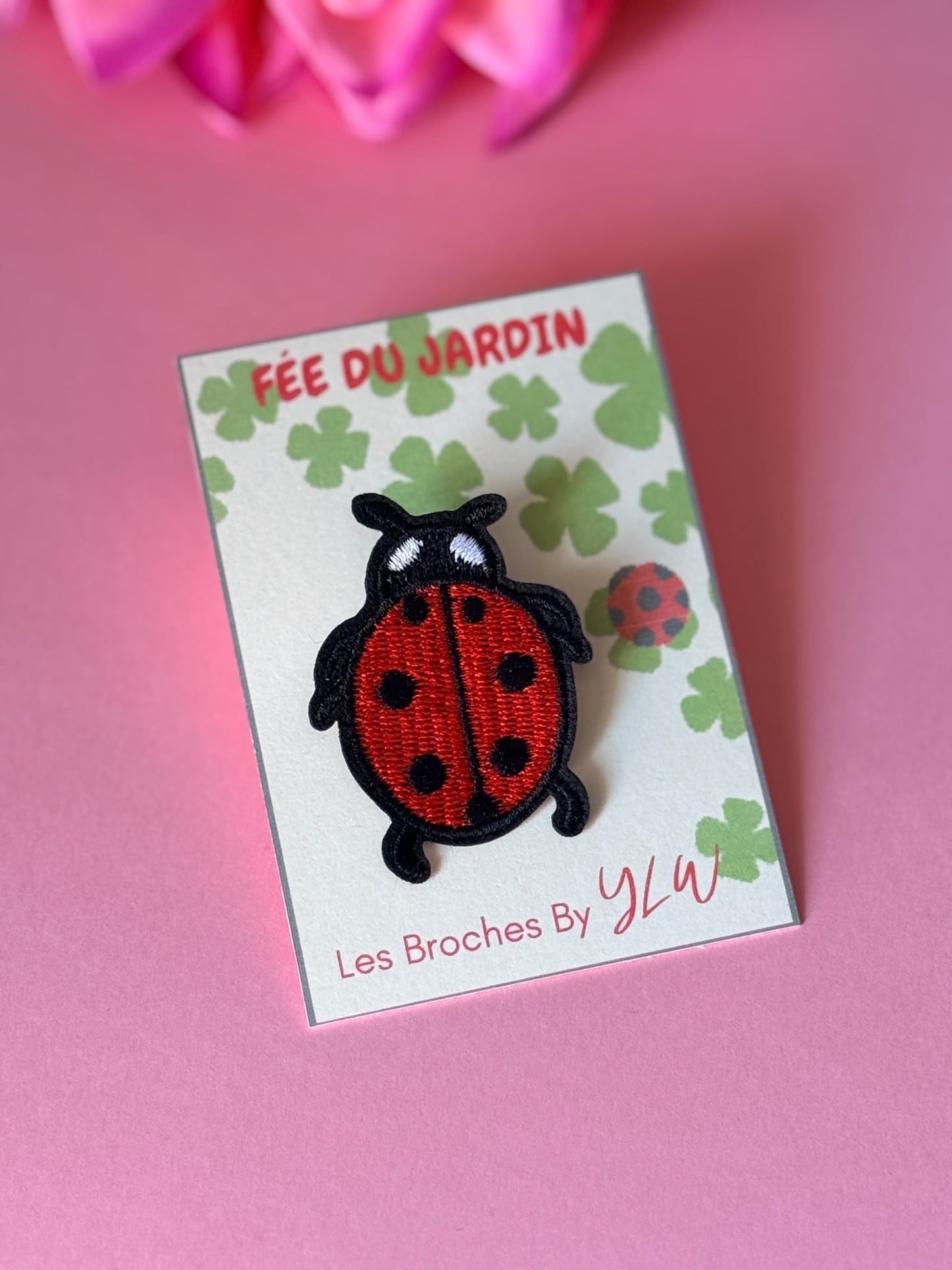 Broche Fée du Jardin coccinelle brodée fait main YourLittleWords Loire