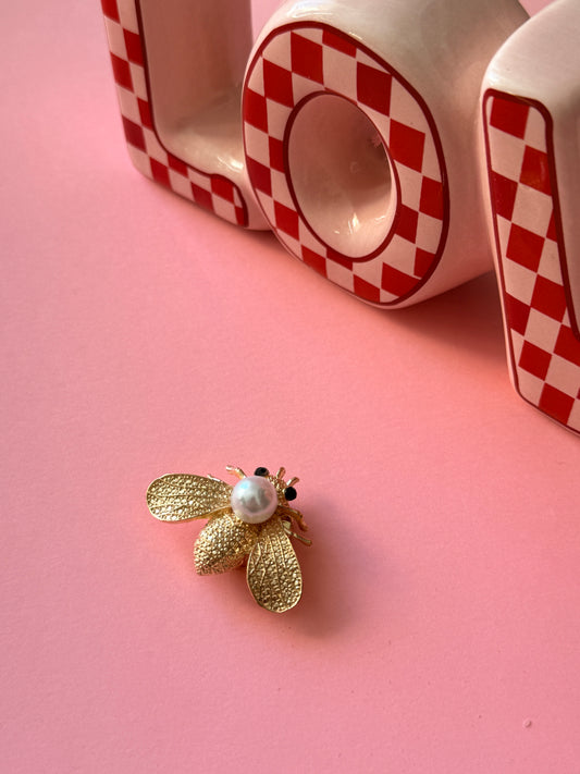 Cache-bouton Queen Bee abeille dorée perle nacrée - Accessoires Vitaminés YourLittleWords
