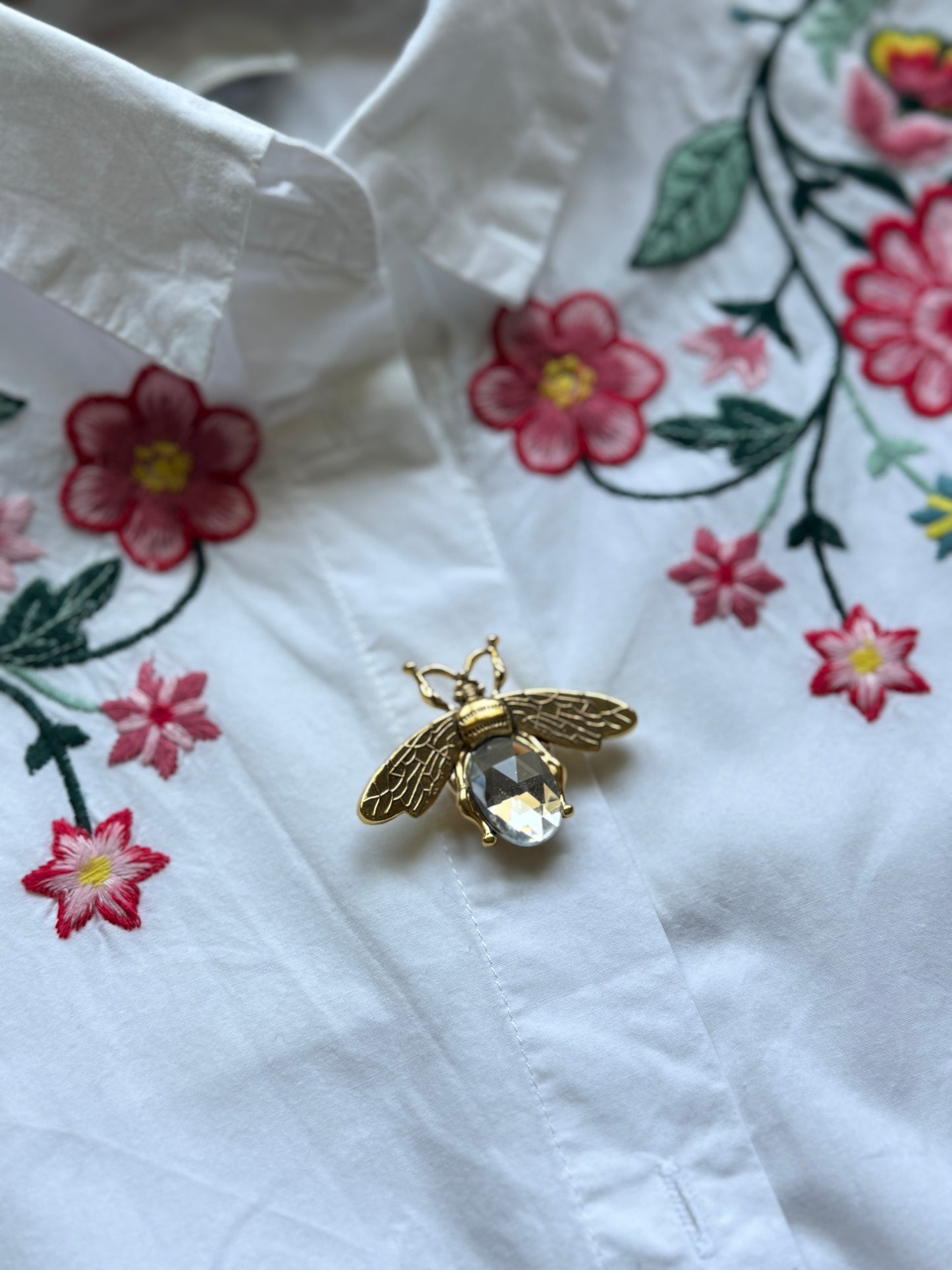 Cache-bouton Golden Bee abeille dorée vintage cristal facetté irisé - Accessoires Vitaminés YourLittleWords
